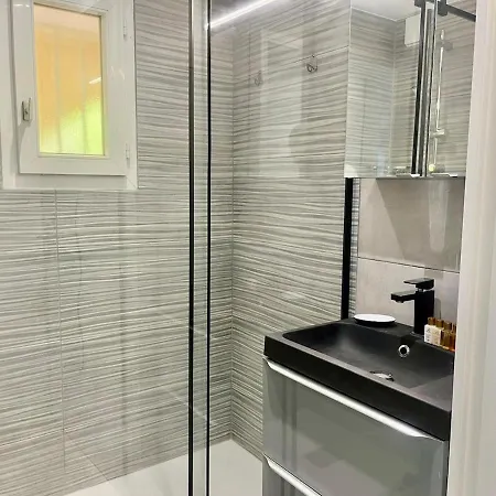 Holidays Yourhosthelper * Cannes