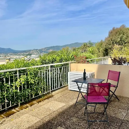 Holidays Yourhosthelper Cannes